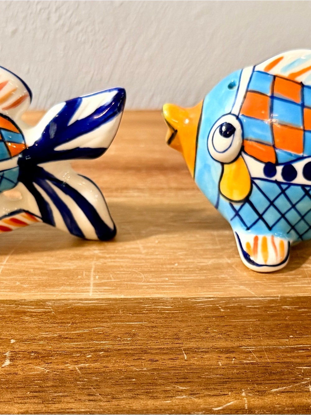 Blue Sky Diane Ceramic Fish Salt & Pepper Shakers – Colorful Tropical Pair - Picture 8 of 10